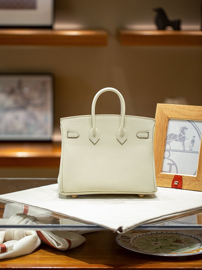 LHP7 bag 25X20X13CM Hand bag