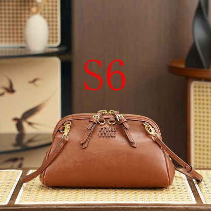 LMP22 bag 24-10-14cm Shoulder bags