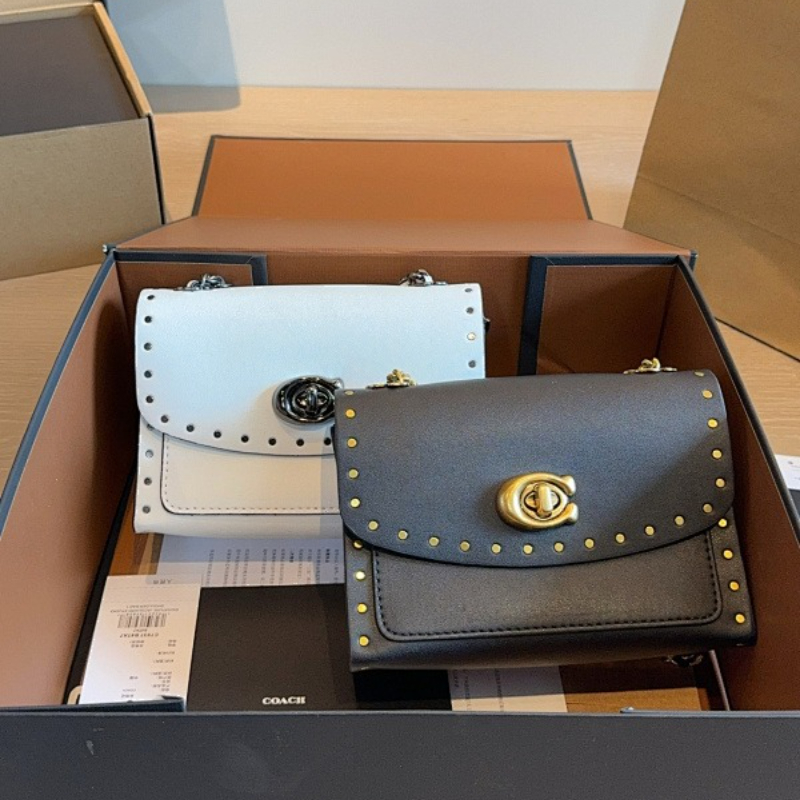 MCP85 Leather bag 18-7-12CM Shoulder Bags