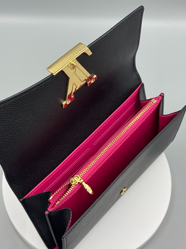 LLP252 Leather Wallets 15-10-3cm with box