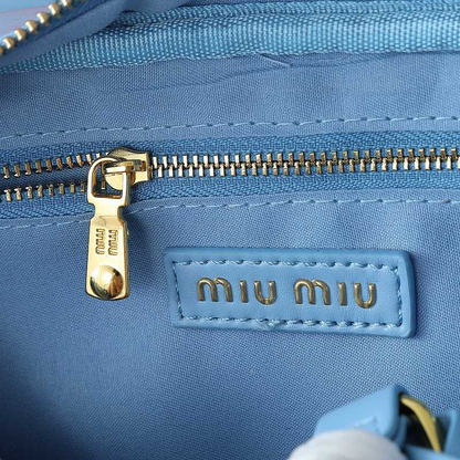 LMP23 bag 23-12-9cm Hand bag