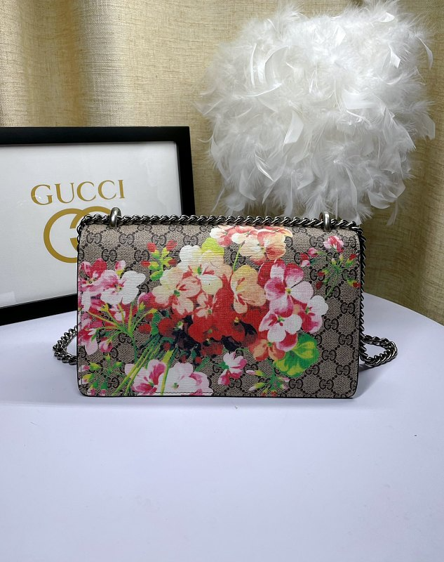LGP65 bag 28-18-9cm Shoulder bags