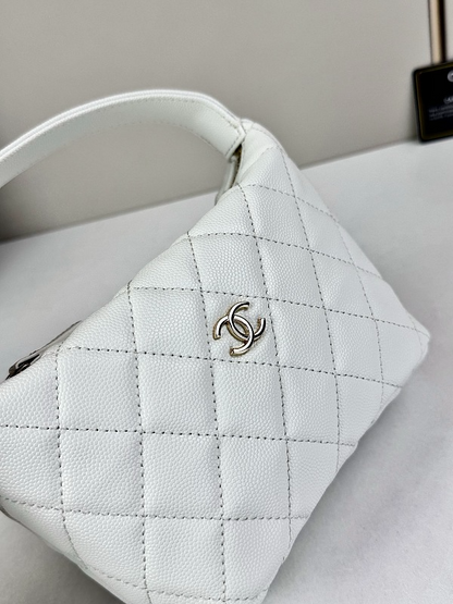 LCP131  Bag 19-6-12cm Shoulder bag