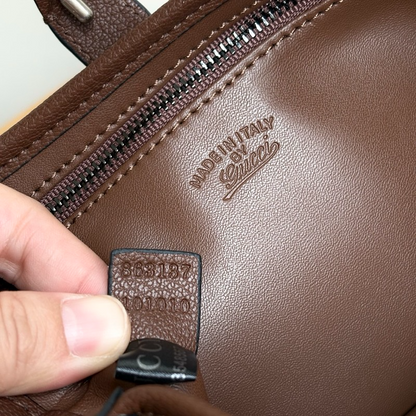 LGP62 bag 31.5-21-5cm 27-13-3.5cm Hand bag