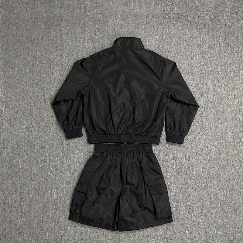 SAC1 New men's and women's spring and summer long sleeved cardigan windbreaker+shorts set clothing