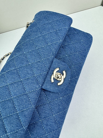 LCP65 bag 25-15-6cm Shoulder bags