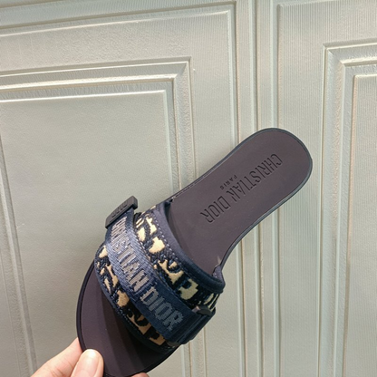 MJDS32 Slippers Women shoes 35-42 With box