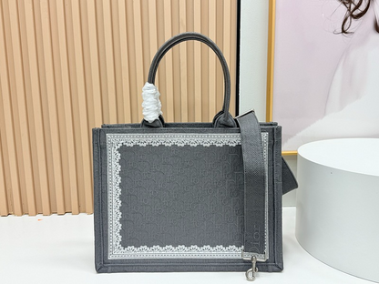 LDP33 bag  26-8-22cm 41-14-32cm 36-27-16cm Hand bag