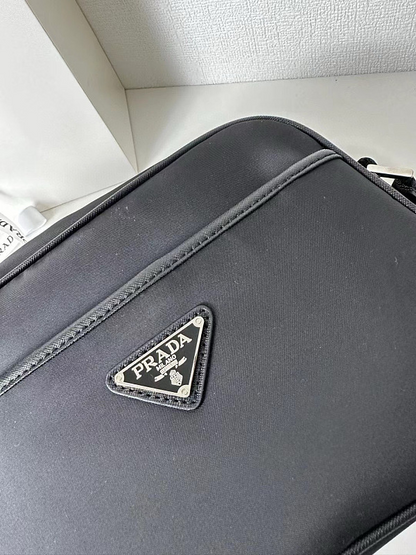 LPP34 bag 23-16-7cm Shoulder bags