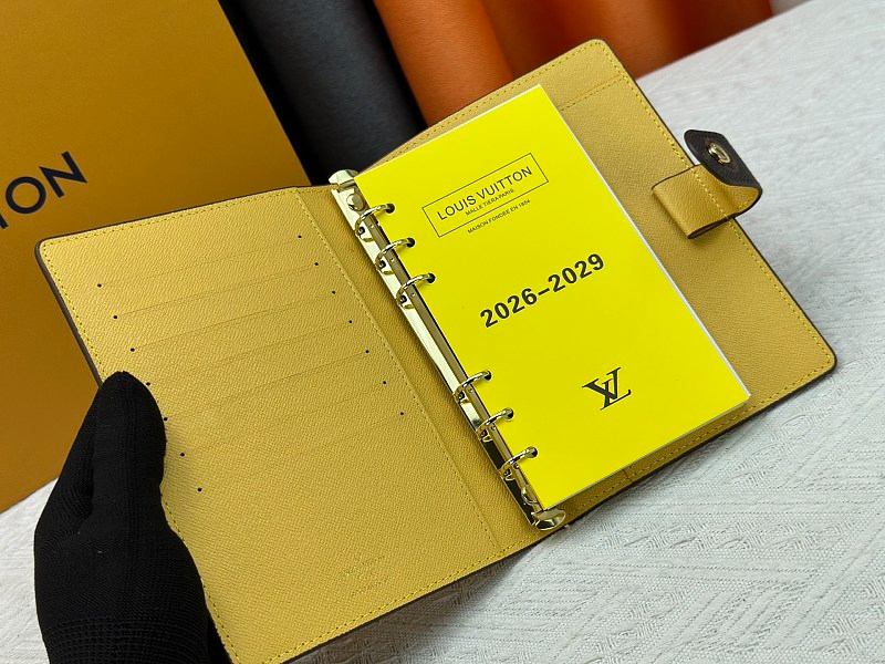 LLP251 Notebook 11.5-8.5-4.0CM  with box
