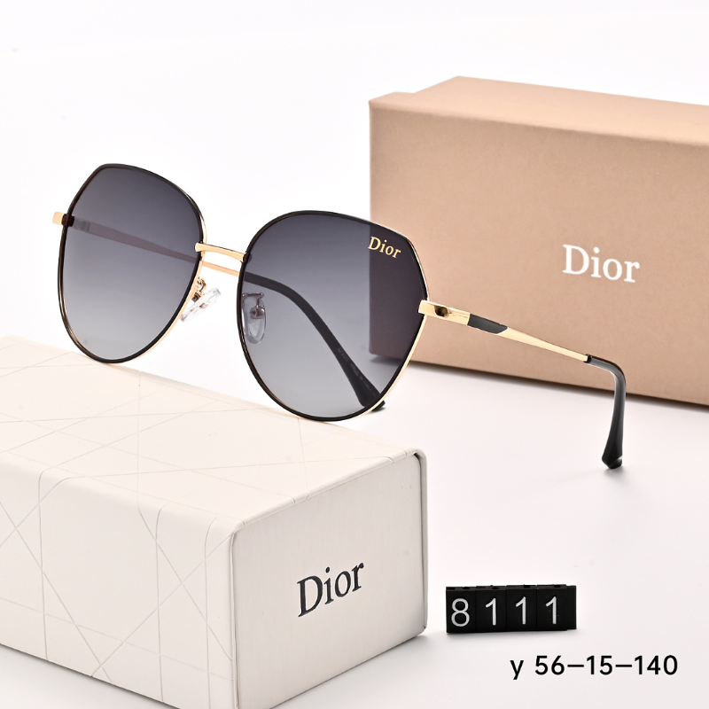 8111 Sunglasses with box