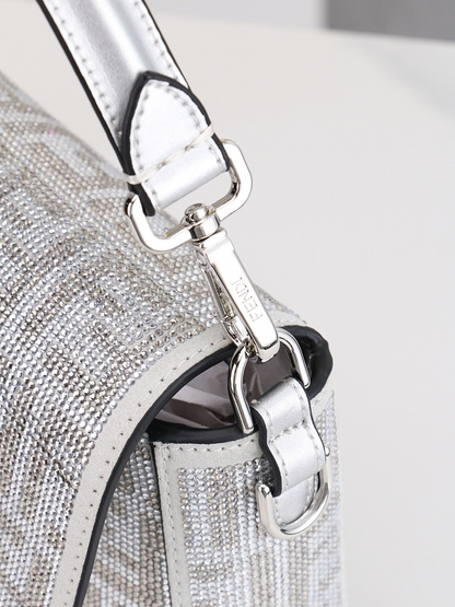 LFP46 bag 27-15-6CM Shoulder bags