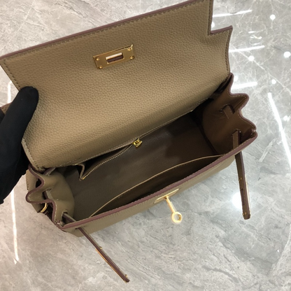 LHP13 bag 25-20-10CM Shoulder bags
