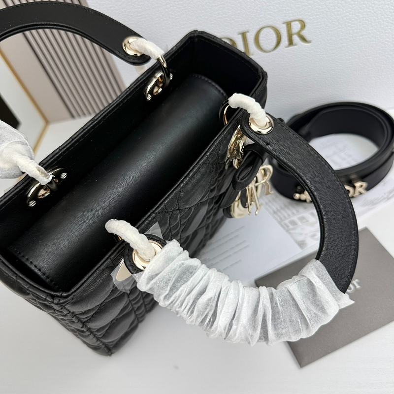 LDP31 bag 20-17-8cm Hand bag