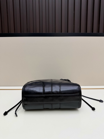 LPP29 bag 19.5-20-8cm Shoulder bags