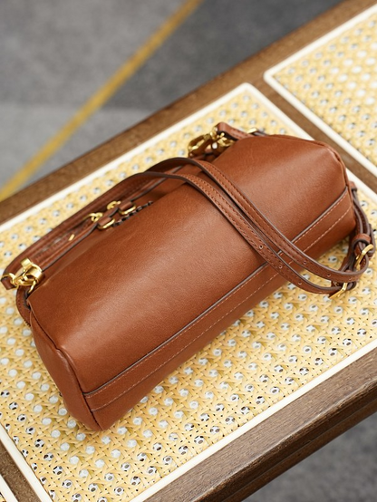 LMP22 bag 24-10-14cm Shoulder bags