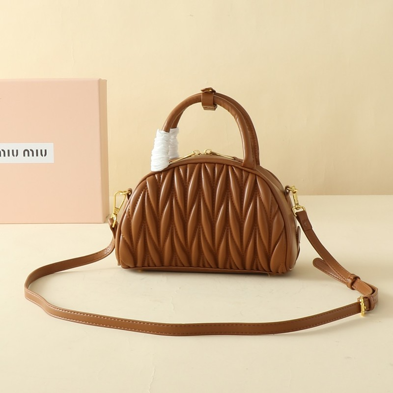 LMP16 bag 22-13-10CM Hand bag