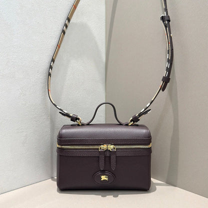 LBP18  Bag 19.5-8-15CM Shoulder bag