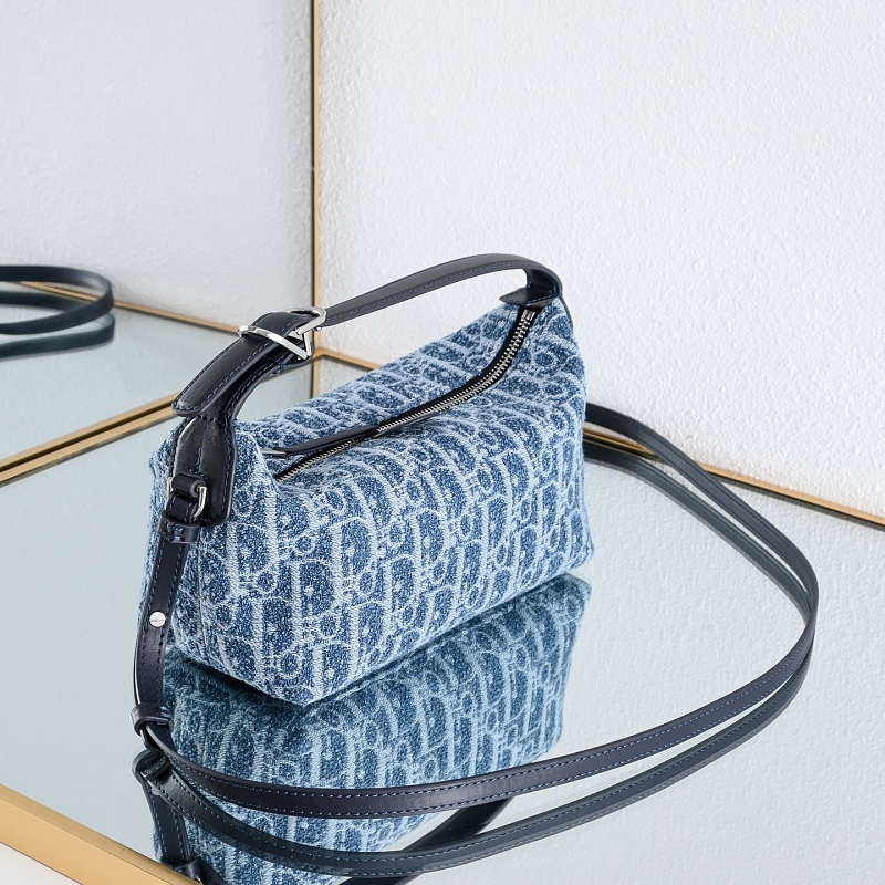 LDP66 Bag 22x13x9.5cm Shoulder bags