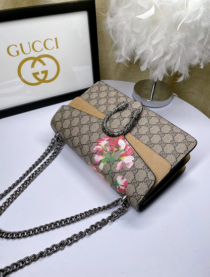 LGP65 bag 28-18-9cm Shoulder bags