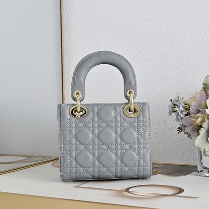 LDP56 bag 20-17-9 cm 17-15-8cm Hand bag