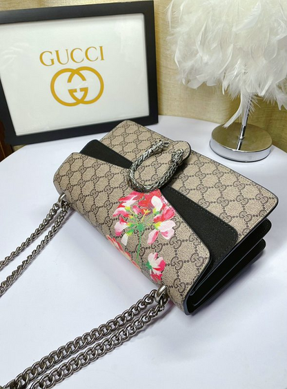 LGP65 bag 28-18-9cm Shoulder bags
