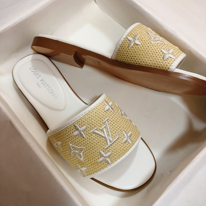 MJLS13 synthetic Leather slippers Women shoes 35-42 With box