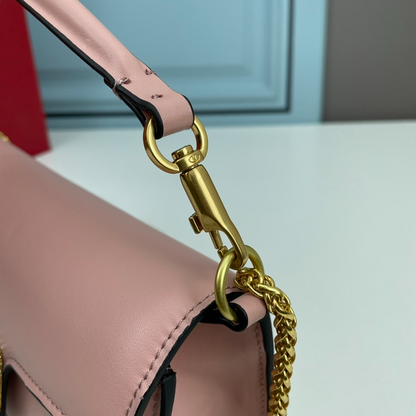 LVP6 bag 27-13-6cm Shoulder bags