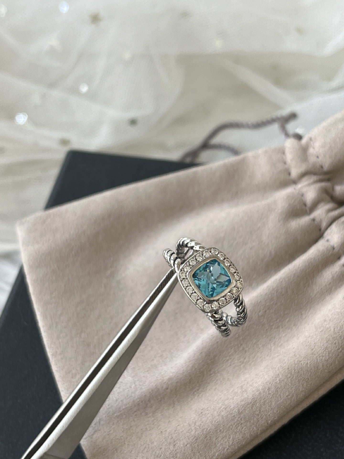 DY DR21 Simple Zircon Ring Popular Knot Line Ring Jewelry