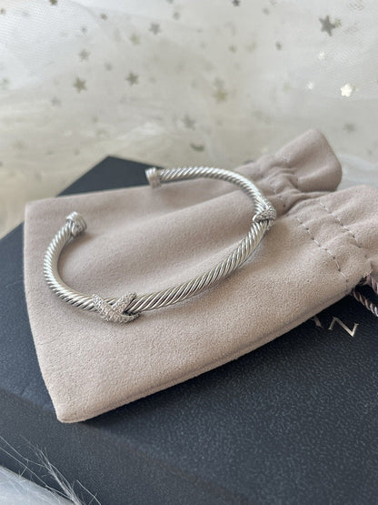 DY DB79  Popular 4M single twisted wire X opening color separated bracelet jewelry