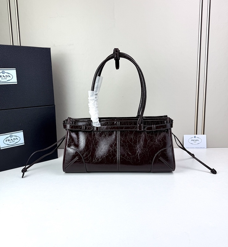 LPP42 bag 32-16-12cm Hand bag