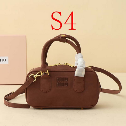 LMP21 bag 22-8-11cm Hand bag