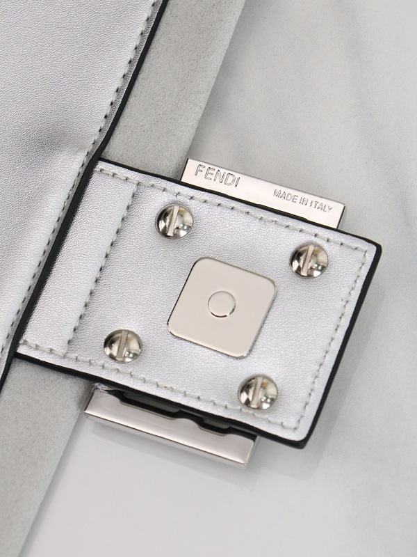 LFP46 bag 27-15-6CM Shoulder bags