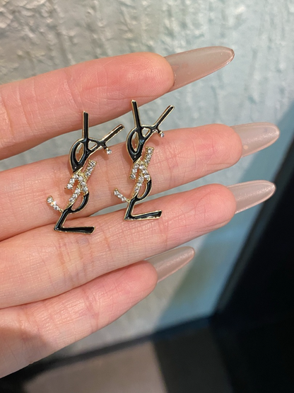 A507   Women's new fashionable earrings and jewelry