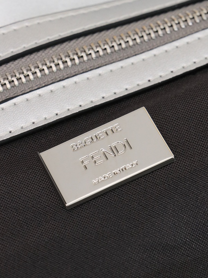 LFP46 bag 27-15-6CM Shoulder bags