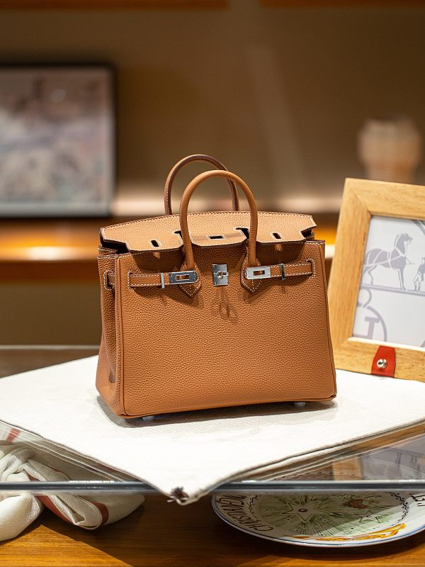 LHP8 bag 25-20-13CM Hand bag