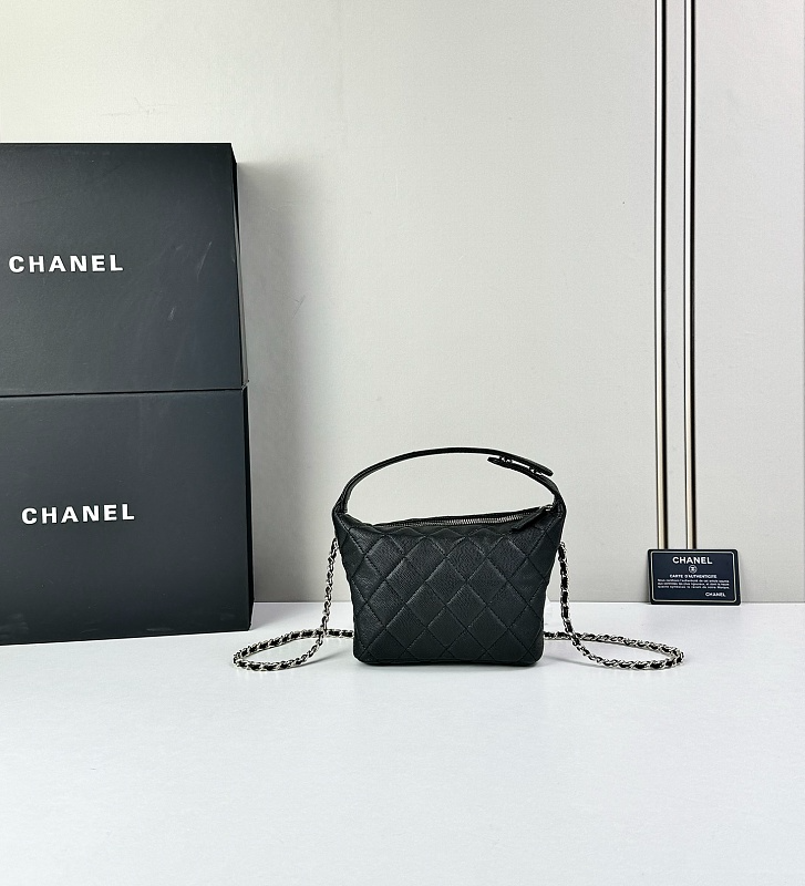LCP131  Bag 19-6-12cm Shoulder bag