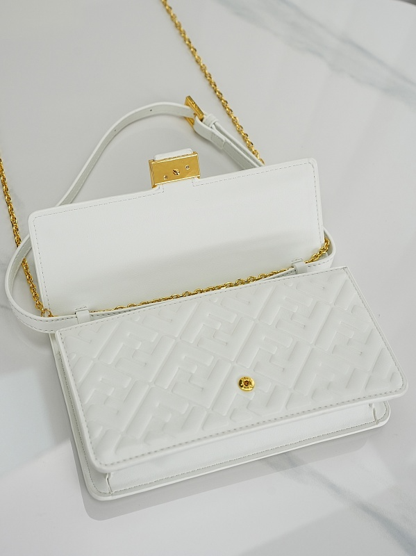 LFP53 bag 21-5-11.5cm Shoulder bags