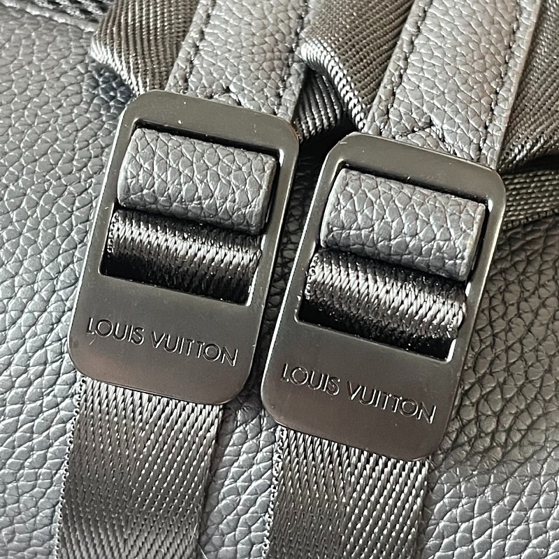 LLP306  Bag 42-19-32CM Backpack