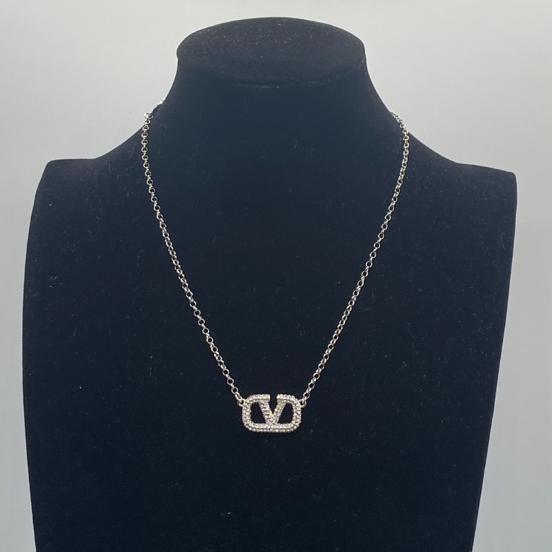 VAN67  Women's fashion new necklace jewelry