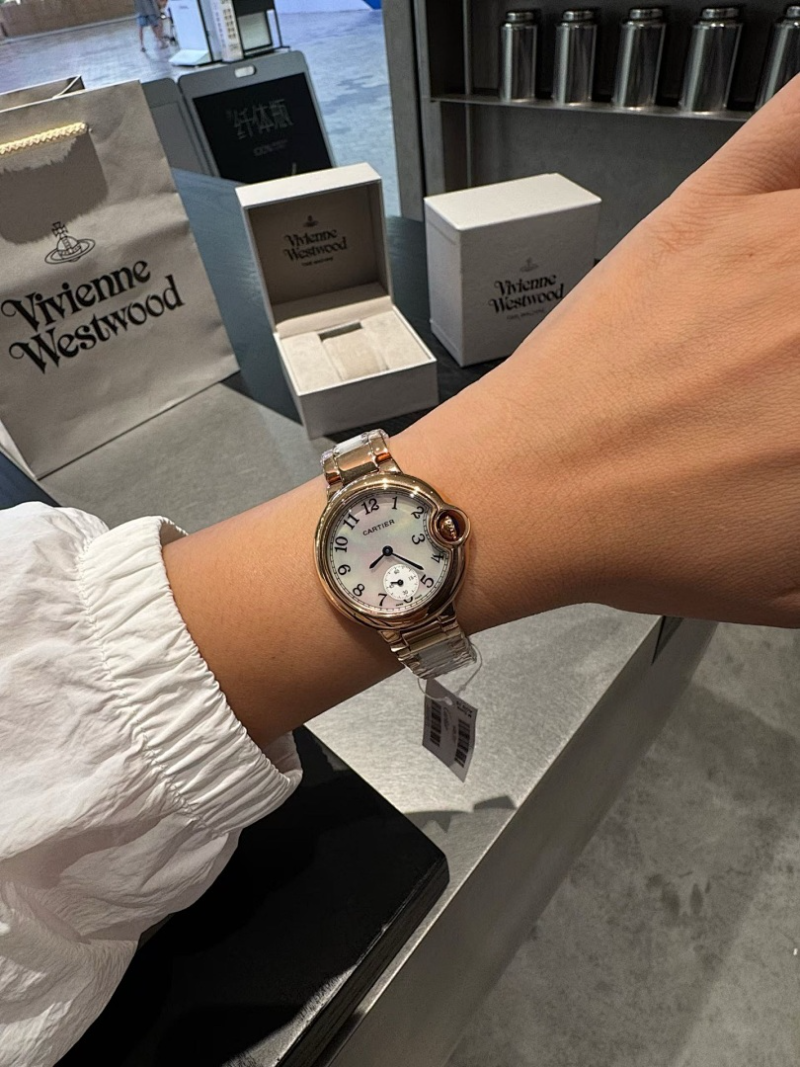 CW24   New Simple and Exquisite 33mm Quartz Watch