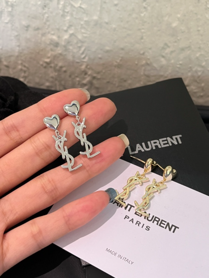 A1197  Women's new fashionable earrings and jewelry