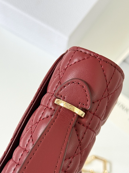 LDP65 Bag 21-11-5cm Shoulder bags