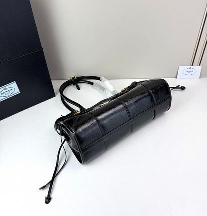 LPP42 bag 32-16-12cm Hand bag