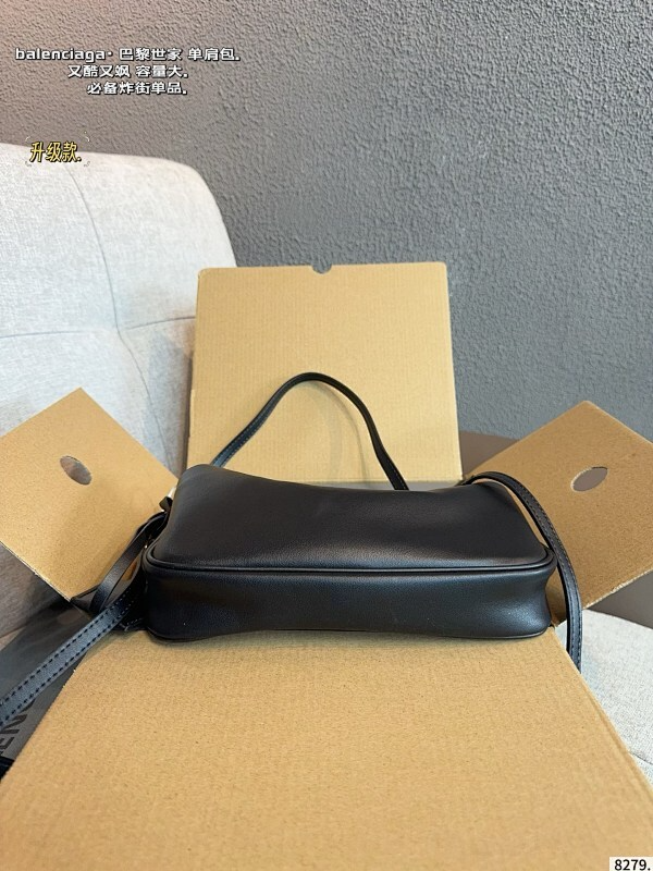 MFP6 Leather bag 22-4-13CM Handbag