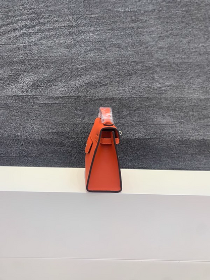 LHP14 bag 22cm Shoulder bags