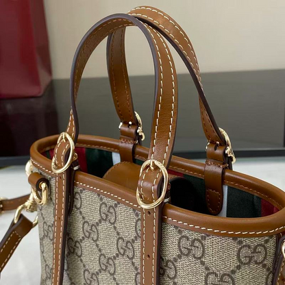 LGP57 bag17.5-11-6.5CM Hand bag
