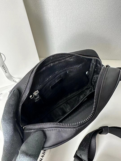 LPP34 bag 23-16-7cm Shoulder bags