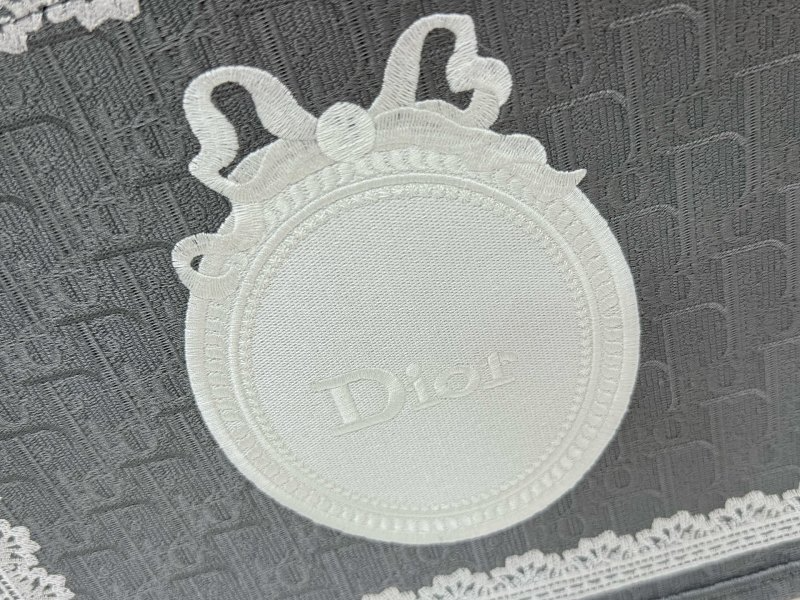 LDP33 bag  26-8-22cm 41-14-32cm 36-27-16cm Hand bag