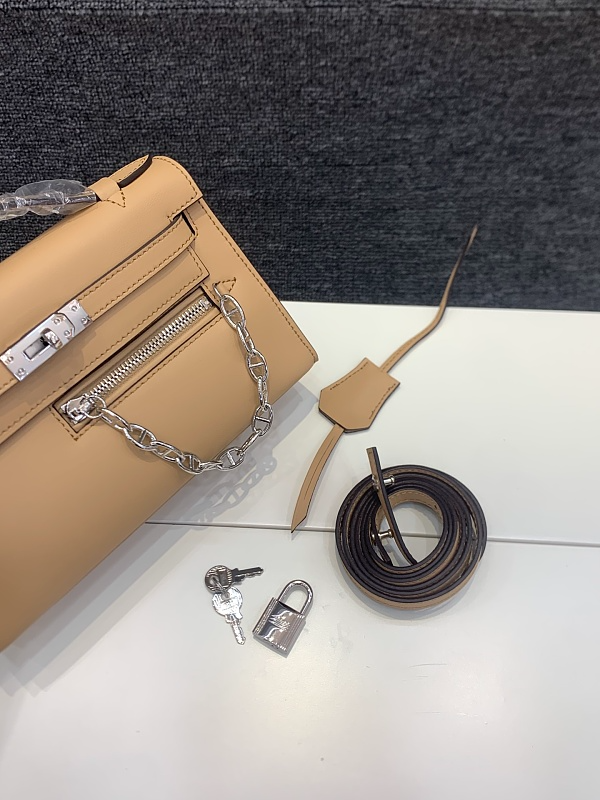 LHP14 bag 22cm Shoulder bags